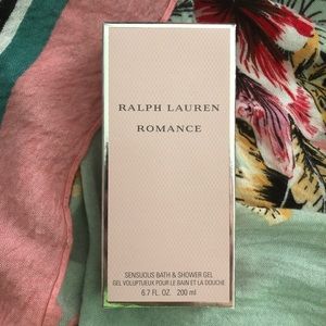 Ralph Lauren: ~Romance~ bath and shower gel